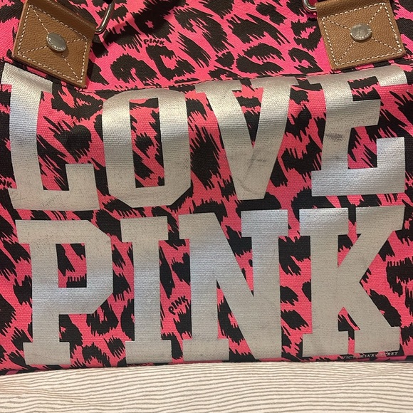 Vintage PINK Victorias Secret Travel Luggage in Pink Leopard Print - Picture 3 of 16
